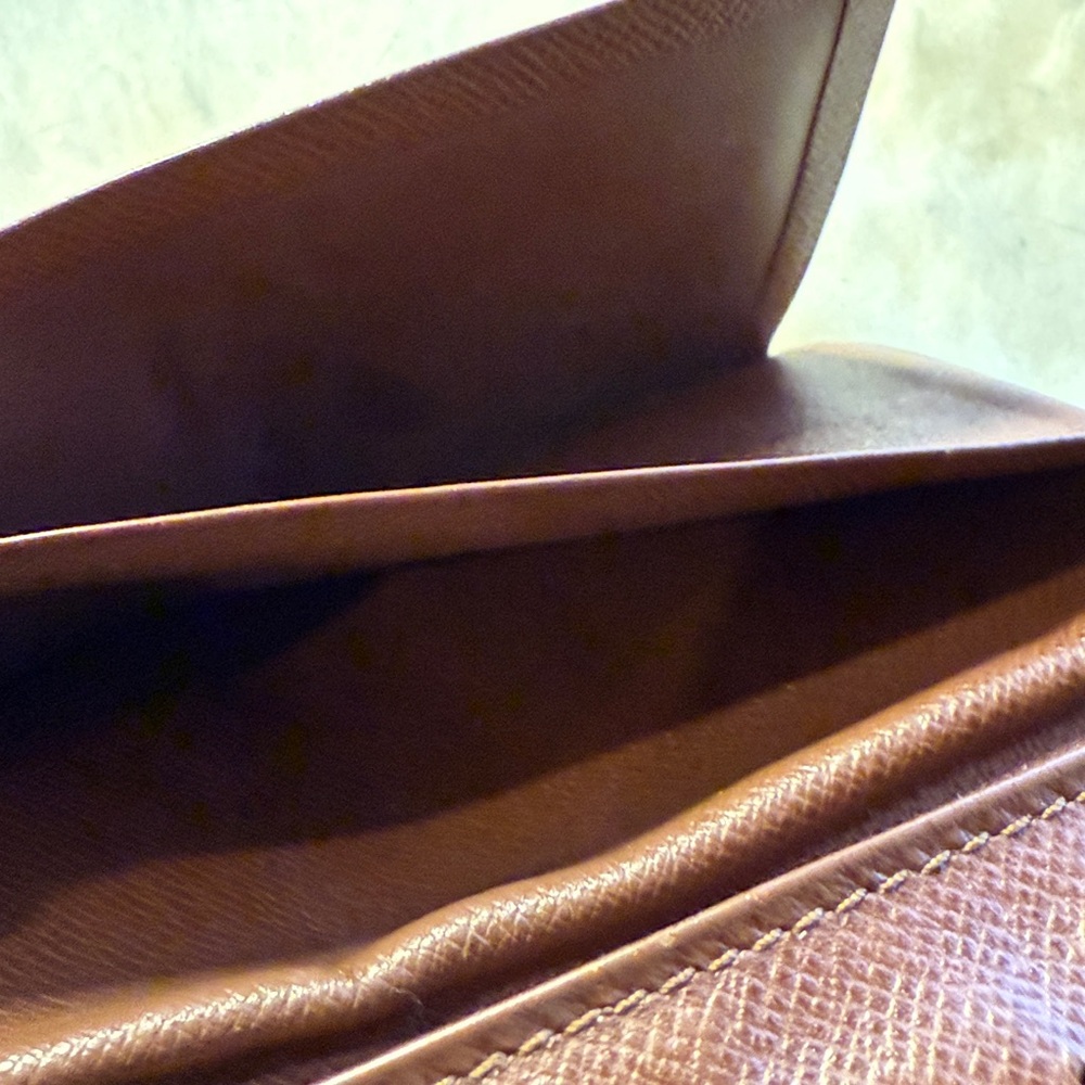 VINTAGE Louis Vuitton Monogram Wallet - Picture 10 of 11